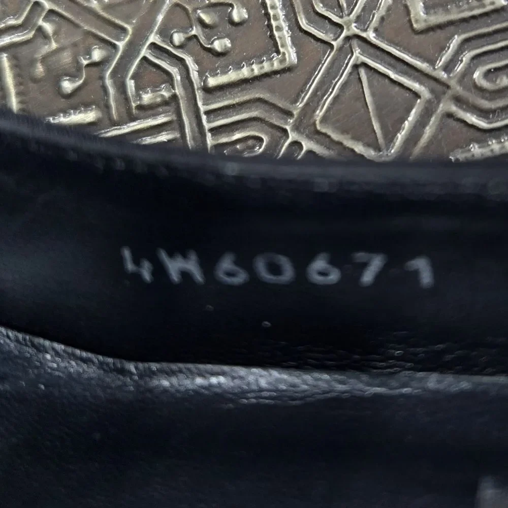 🐢 Stuart Weitzman Vintage Anna Black Pump Size 7.5